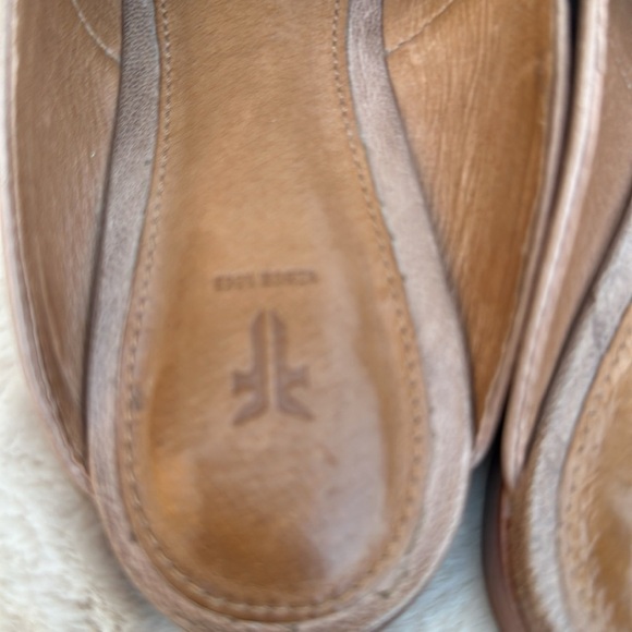 Frye “terri gore” mules size 6.5 - Picture 3 of 10
